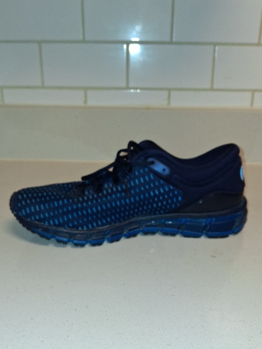 ASICS Men's Navy and Black Athletic Running Shoes - Picture 7 of 9